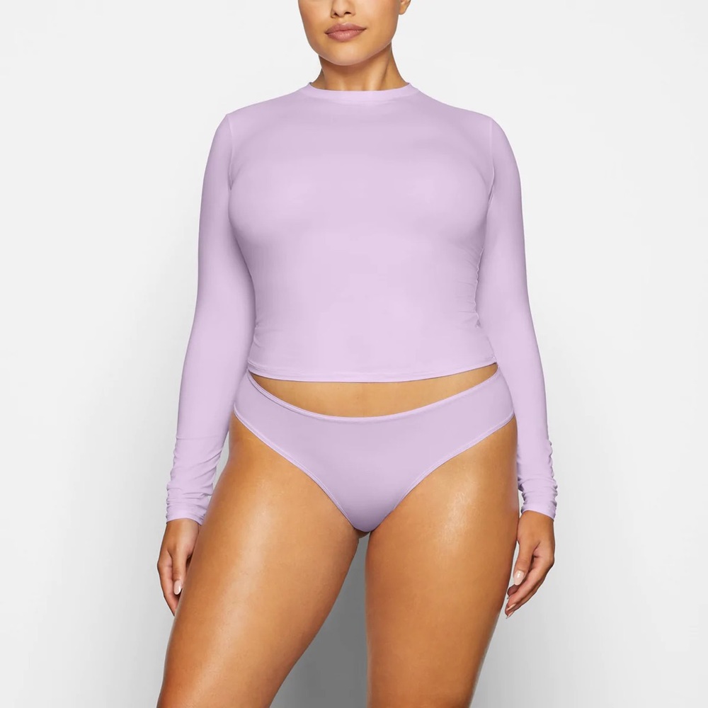 Skims Fits Everybody Long Sleeve Tee